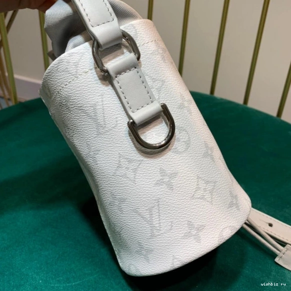 WIS NANO LOUIS VUITTON BAG CHALK 0808